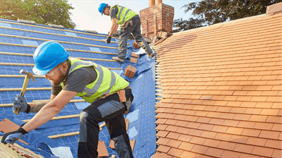 Roof maintenance service by roofing contractor