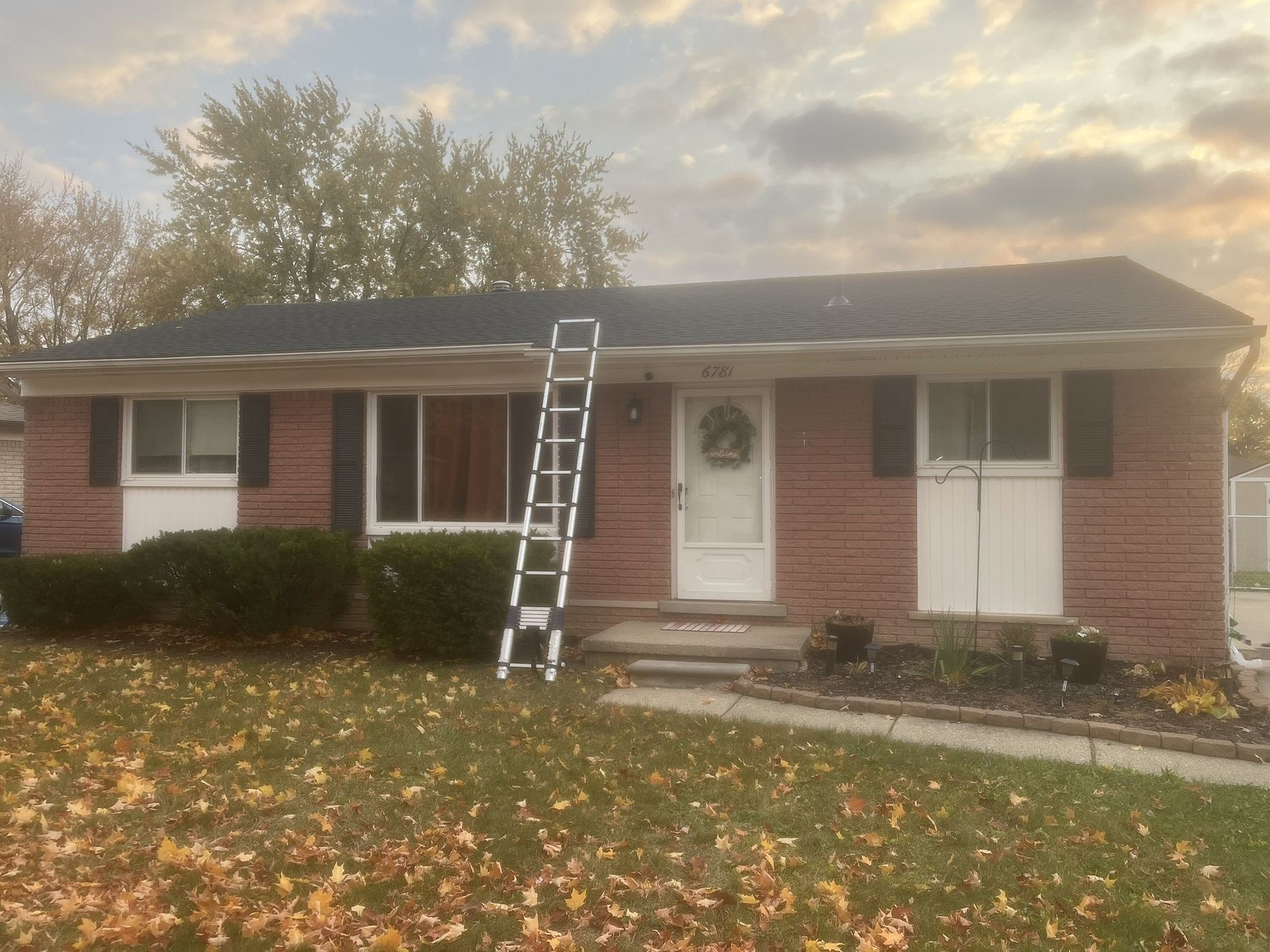 Before-gutters: Westland, MI