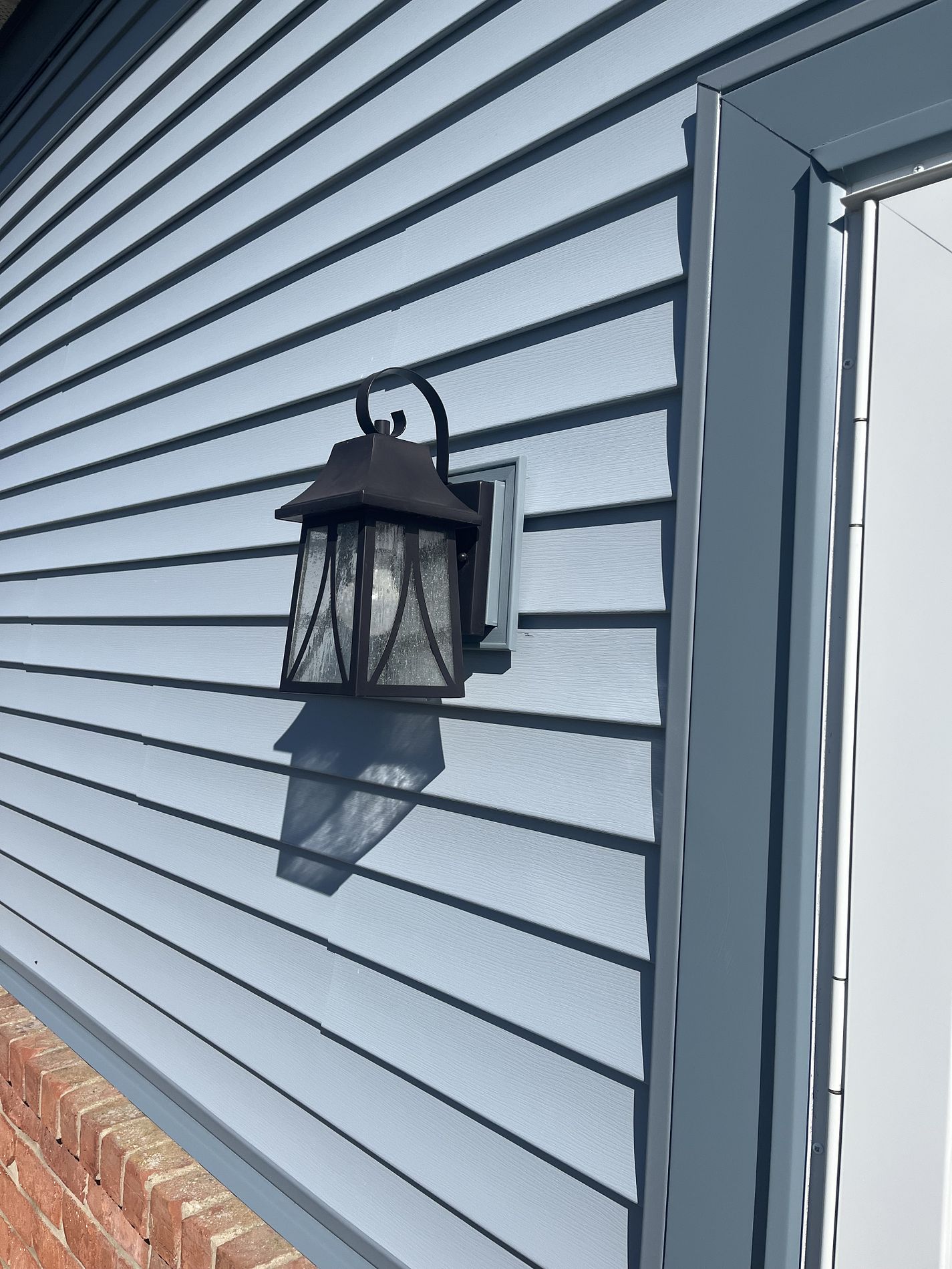 Siding and Trim: Manchester, MI