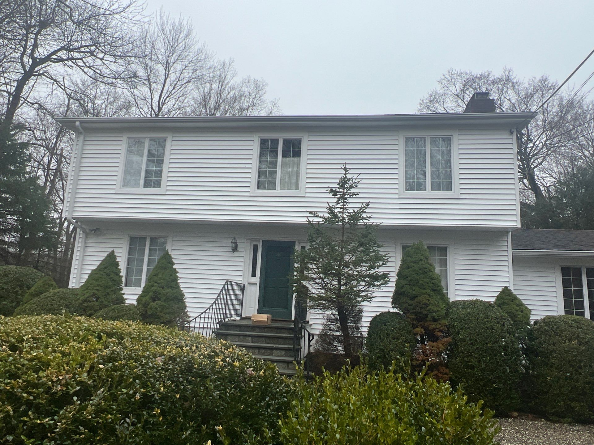 CertainTeed Vinyl - Colonial White