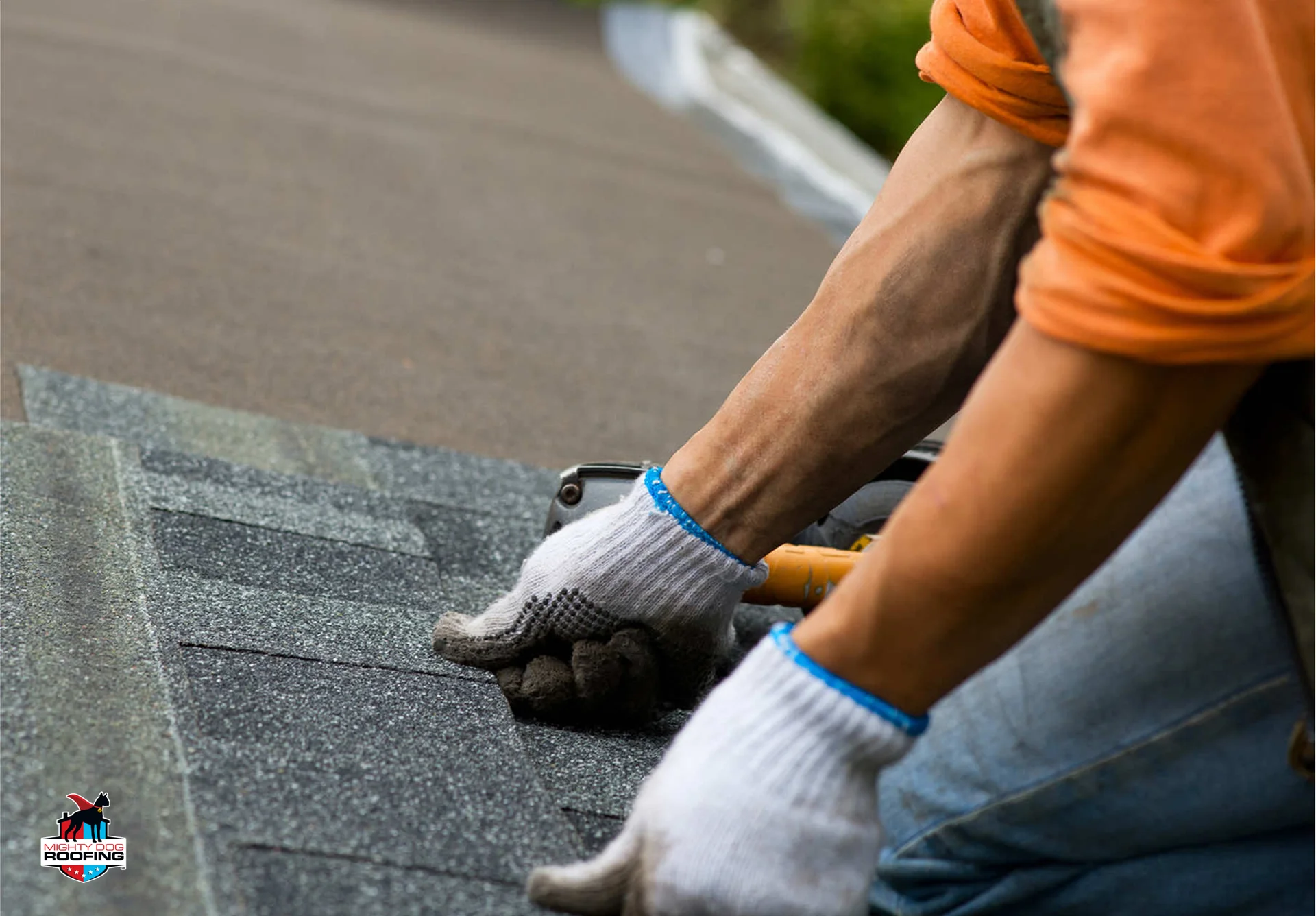 Roofing contractor shingle installation